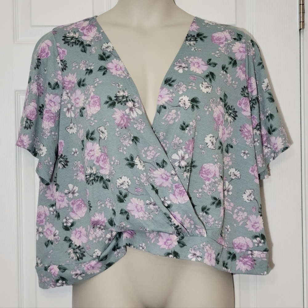 Love + Joy Sage Green Floral Suplice Tie Open-Back Top Plus Size 3x